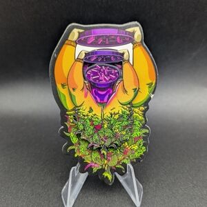 Ganja White Night Limited Edition /420 Grinder Head Wobble Budz Pin GWN LE420